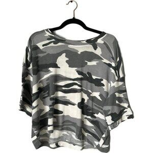 Splendid Supersoft Camo Army Print Pattern Crew Neck Pullover Sweatshirt med